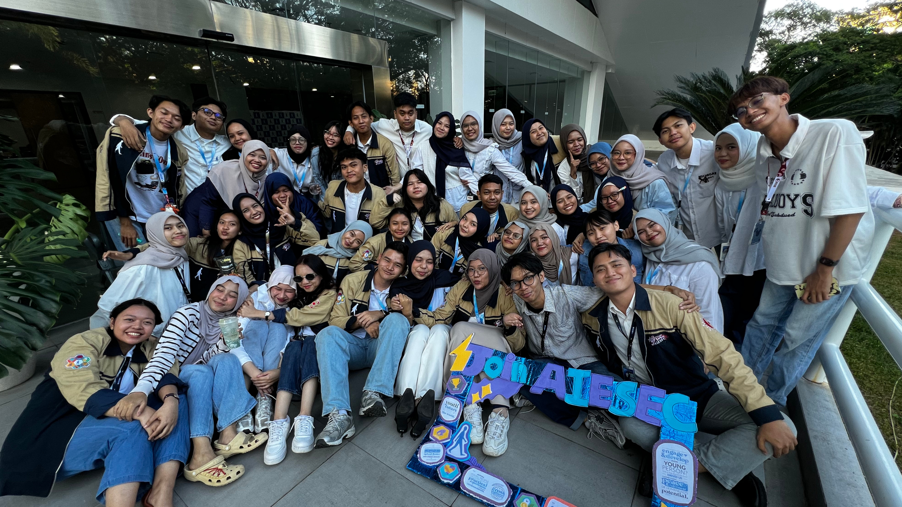 Showcase of OC JA